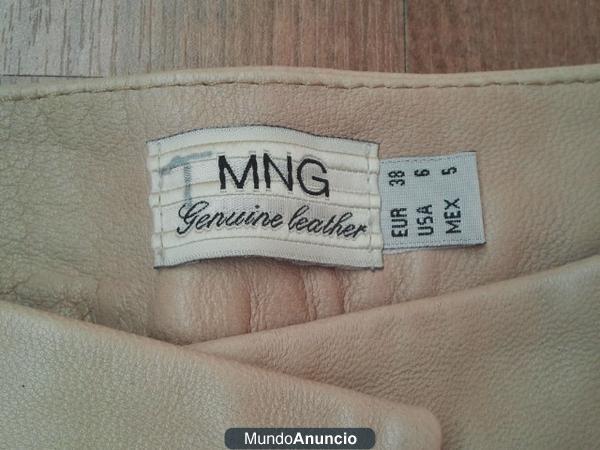 Auténticos pantalones de cuero nuevos de Mango.