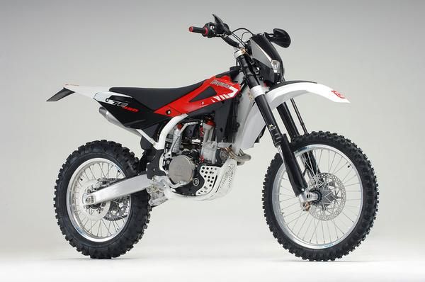 vendo moto husvarna te 250 enduro