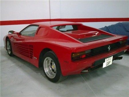 FERRARI TESTAROSSA  - Madrid