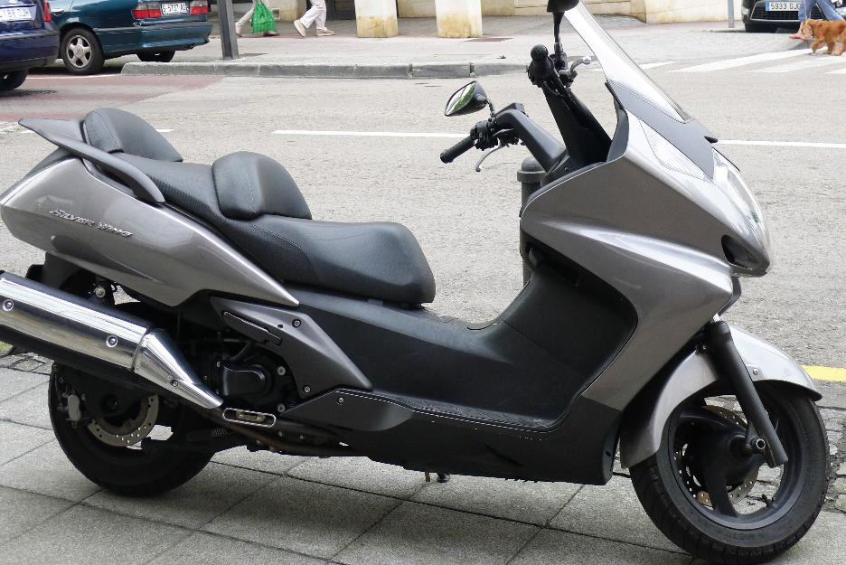 Honda silverwing 3.500 euros