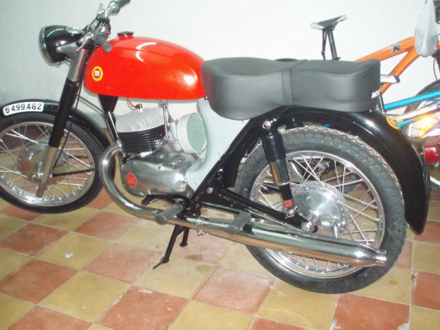 Se vende montesa - impala comando 175cc restaurada este año pieza por pieza originales