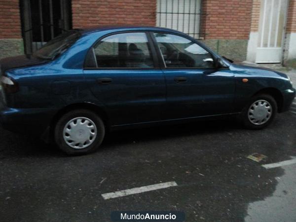 COCHE DAEWOO LANOS