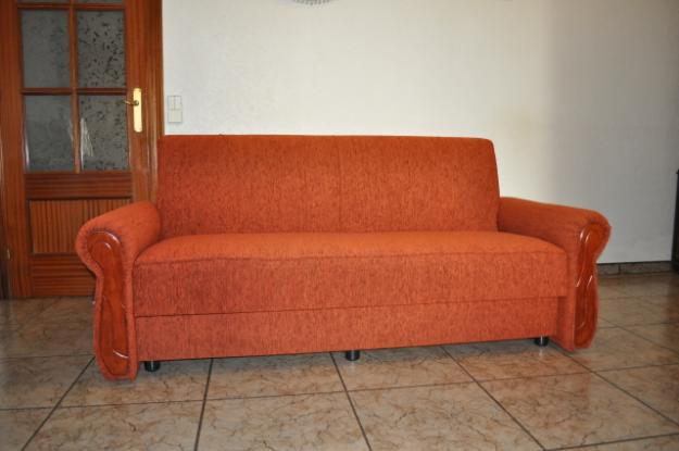 VENDEMOS SOFAS TOTALMENTE NUEVOS 270 EUROS ENTREGA INCLUIDA