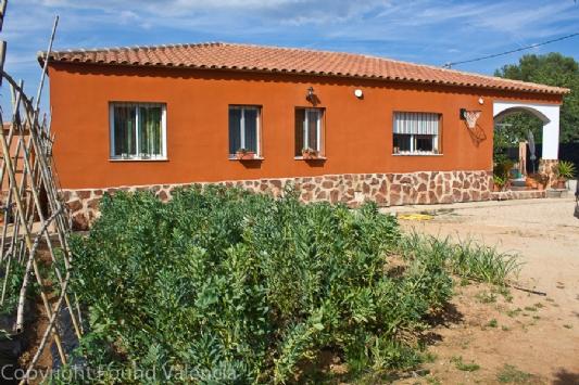 3 Dormitorio Chalet En Venta en Montserrat, Valencia