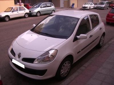 RENAULT CLIO 1.5 DCI AUTENTIQUE - Leon