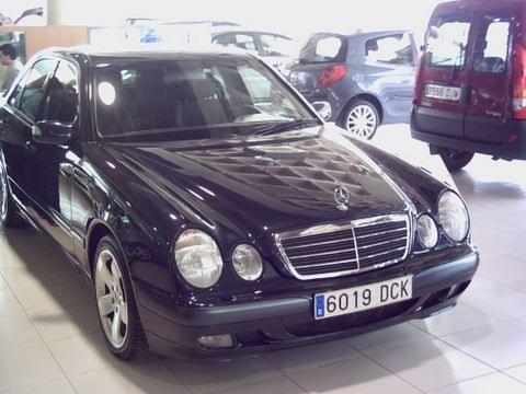 VENDO MERCEDES E270 CDI CLASSIC