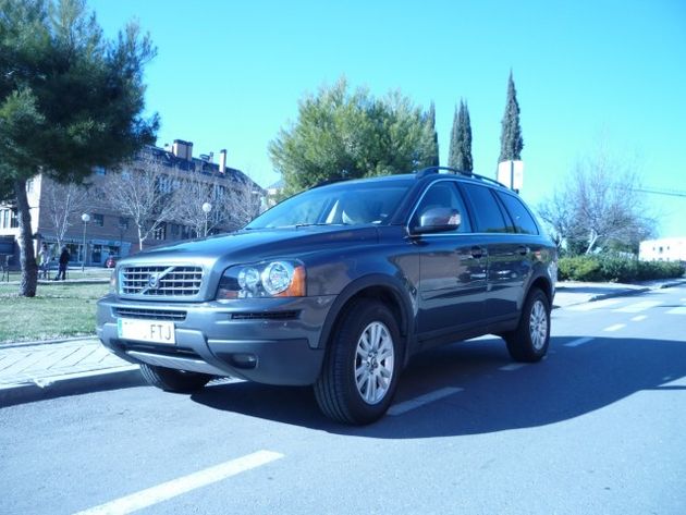 VOLVO XC90 D5 Momentum