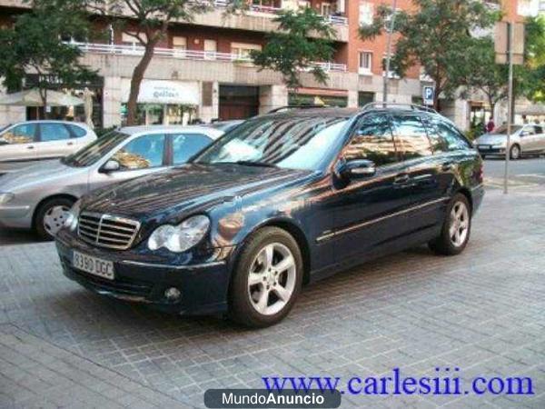 Mercedes-Benz C 230  Avantgarde Familiar  12