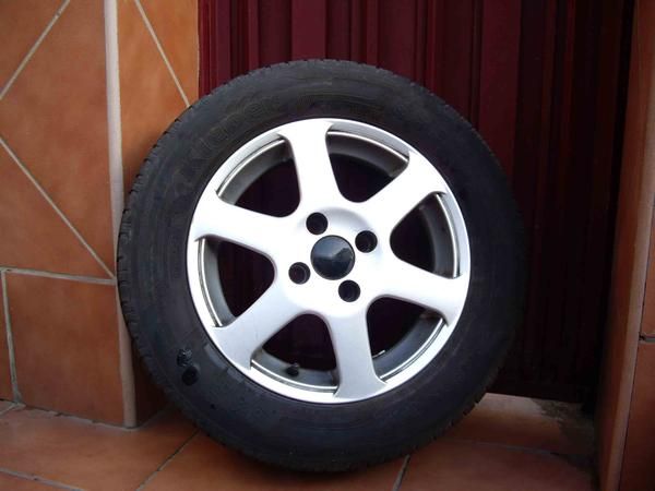 vendo 4 llantas con neumáticos l85 65 R14