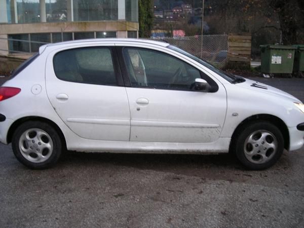 Vendo Peugeot 206 1.4 HDI 4500 negociables