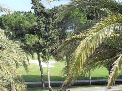 Chalet con 4 dormitorios se vende en Marbella, Costa del Sol