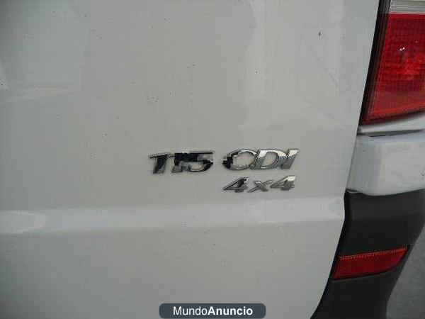 Mercedes-Benz Vito 115 CDI 4x4 Mixto Larga