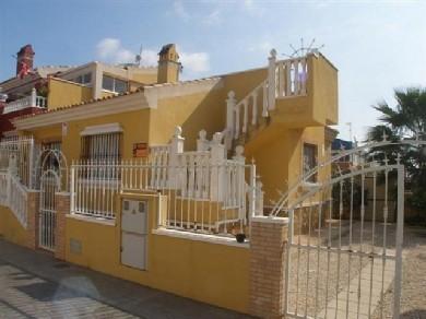 Bungalow con 3 dormitorios se vende en Torrevieja, Costa Blanca