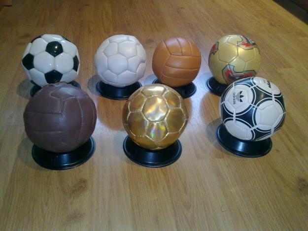 OFERTA!!!!7 pelotas pequeñas de futbol por 20€