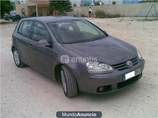 Volkswagen Golf 2.0 TDI Sportline