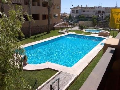 Apartamento con 2 dormitorios se vende en Fuengirola, Costa del Sol