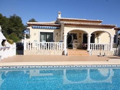 Chalet con 3 dormitorios se vende en Javea, Costa Blanca