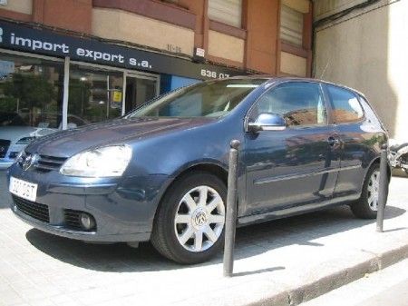 VOLKSWAGEN GOLF 1.9 TDI SPORTLINE TODO INCLUIDO - Barcelona