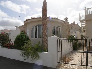 Chalet con 2 dormitorios se vende en Ciudad Quesada, Costa Blanca