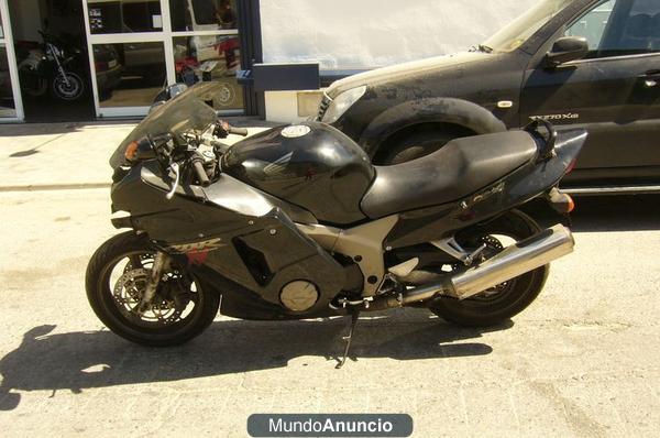 Despiece completo Honda cbr1100xx año 2000