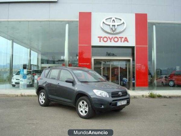 Toyota RAV 4  2.2D-4D Luna 4x4