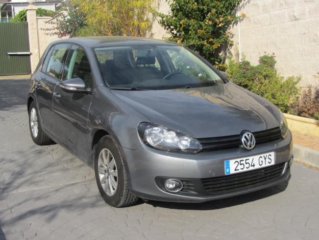 Vendo VOLKSWAGEN GOLF TDI