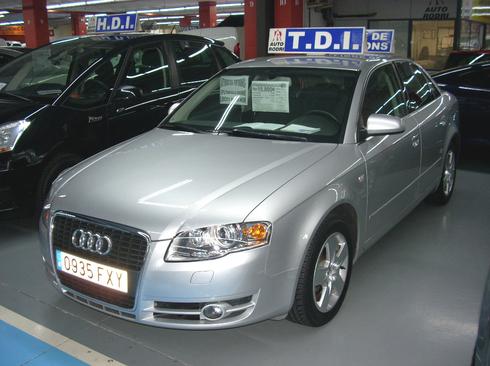 Audi A4 2.0 TDI DSG, XENON, GPS, ETC... LIBRO REVISIONES Y GARANTIA 1 AÑO