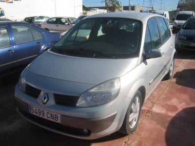 RENAULT SCENIC 1.6 16V 110CV DINAMIQUE - Castellon