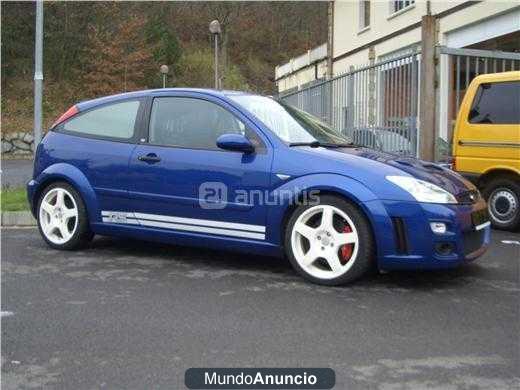 Ford Focus 2.0 RS 200