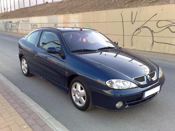 RENAULT MEGANE COUPE 1.6 110 CV,AÑO 2002,DEPORTIVO