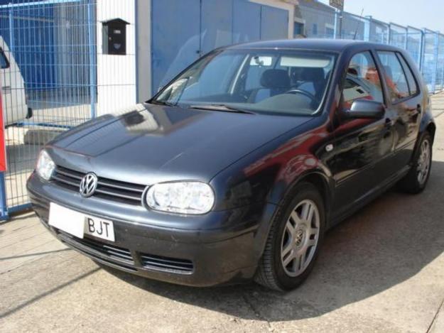 Venta de coche Volkswagen Golf 1.9 Tdi 25 Aniv. 110 Cv '01 en Huesca