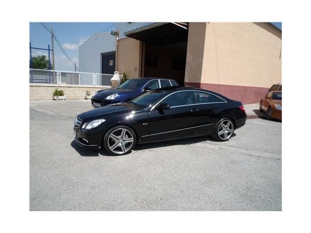 MERCEDES-BENZ CLASE E COUPE E 350 CDI BLUE EFFICIENCY AVANTG.