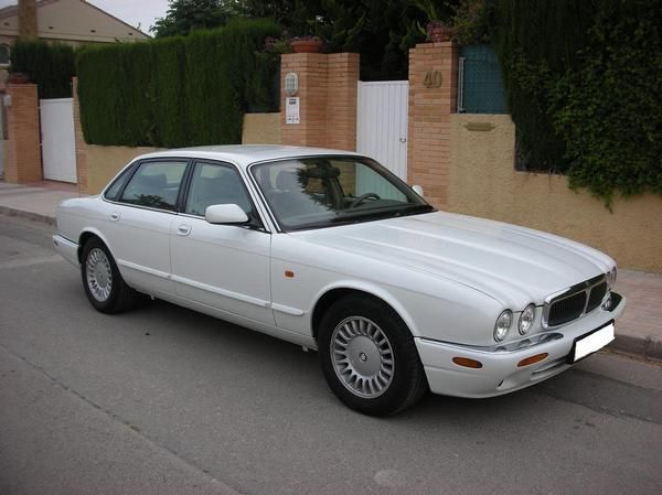 Jaguar XJ8 3.2 Executive - IMPECABLE