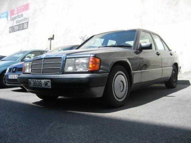 Comprar coche Mercedes 190 2.3 I '91 en Madrid