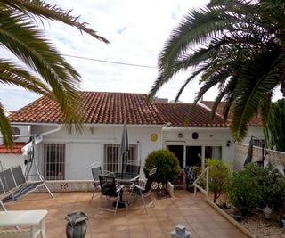 3b  , 2ba   in L'Alfas Del Pi,  Costa Blanca South   - 239950  EUR