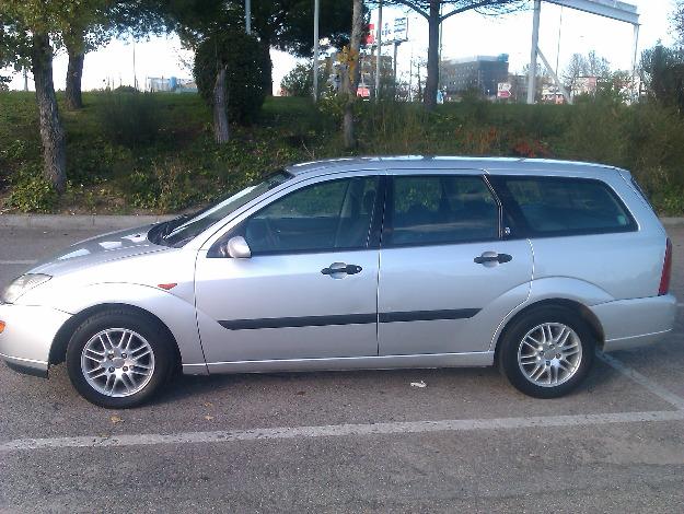 Se vende Ford Focus Familiar 1.6 Ghia