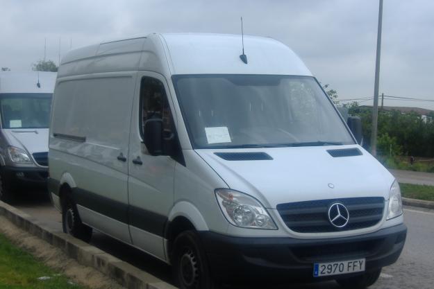 VENDO FURGON MERCEDES SPRINTER 311 CDI