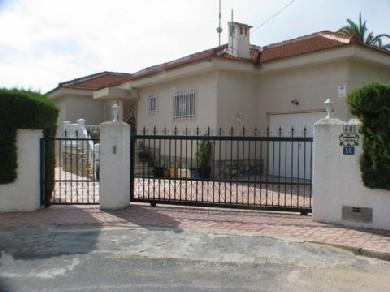 Chalet con 3 dormitorios se vende en Ciudad Quesada, Costa Blanca