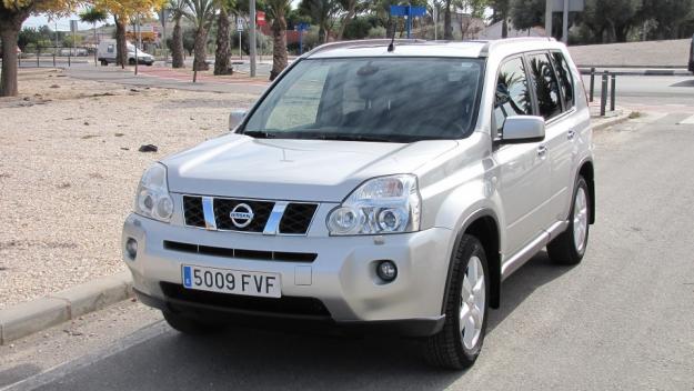 NISSAN XTRAIL 2.0 DCi 173cv LE - navi - xenon - piel - 2007