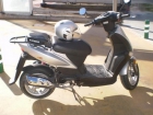 VENDO MOTO KYNCO, 50 CC, URGENTE ! POR NO USAR - mejor precio | unprecio.es