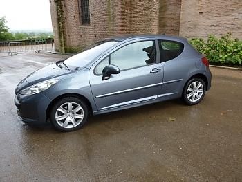 Donado mi coche sin licencia Peugeot 207 HDI Sport