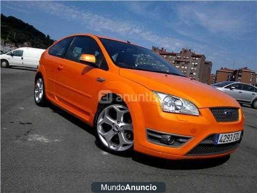 Ford Focus 2.5 ST Racing Orange