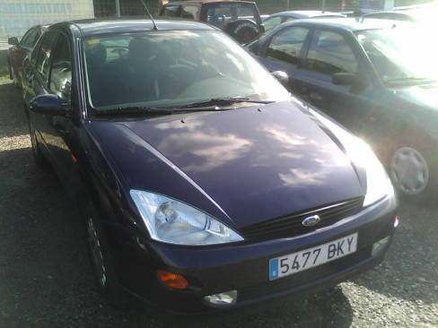 Ford Focus Sedan 1.6 GHIA 4p