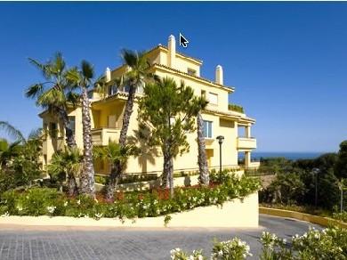 Apartamento con 4 dormitorios se vende en Marbella, Costa del Sol