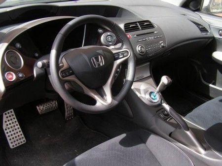 HONDA CIVIC 1.8 VTECH EXECUTIVE IVA DEDUCIBLE (VENTA ENTRE PARTICULARES) - Girona