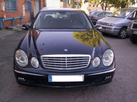 MERCEDES CLASE E 320 CDI 4M-AUT.NACIONAL  - Sevilla