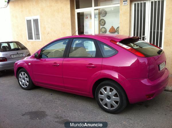 se vende coche rosa ideal publicidad - ford focus diesel