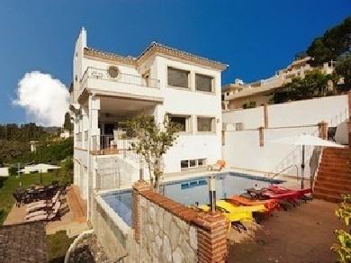 Chalet con 6 dormitorios se vende en Mijas Costa, Costa del Sol