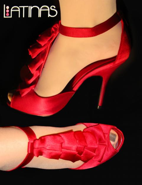 Sandalias de raso rojo pasión - a mitad de precio