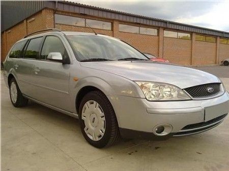 FORD MONDEO 2.0 TDCI TREND EXELENTE COCHE 5.200  - Girona